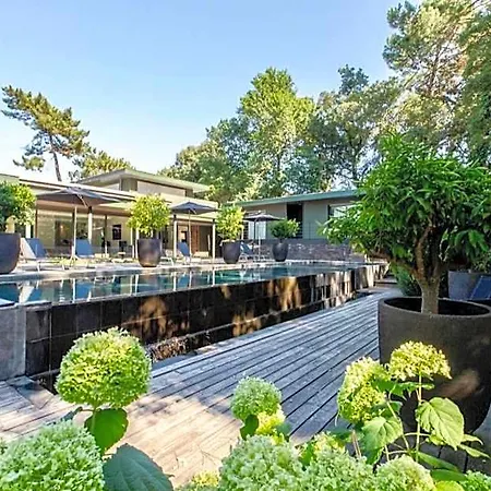 Amanjango Seignosse-hossegor 酒店 4*